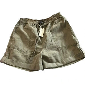 Sanctuary women's size XL military green shorts, nwt